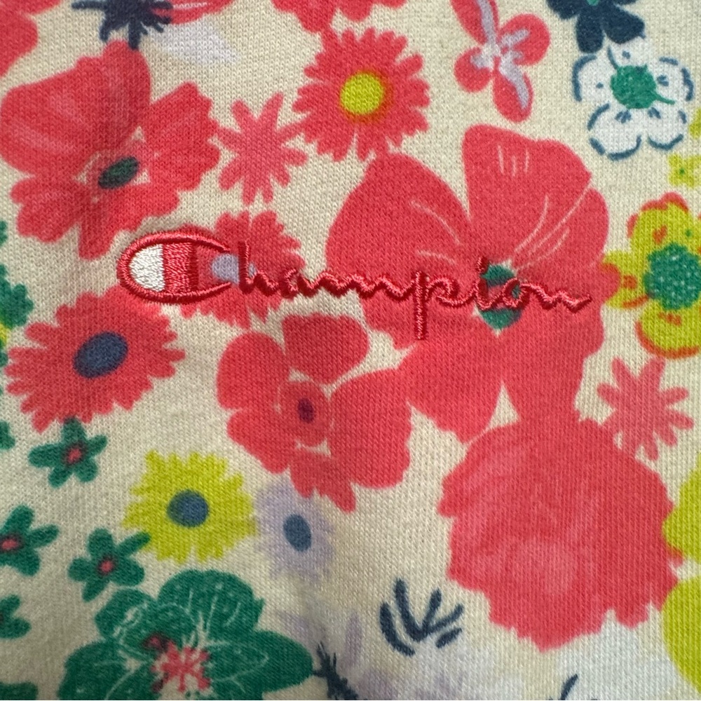 Champion Cropped Floral Crewneck Sweatshirt - Picture 5 of 8